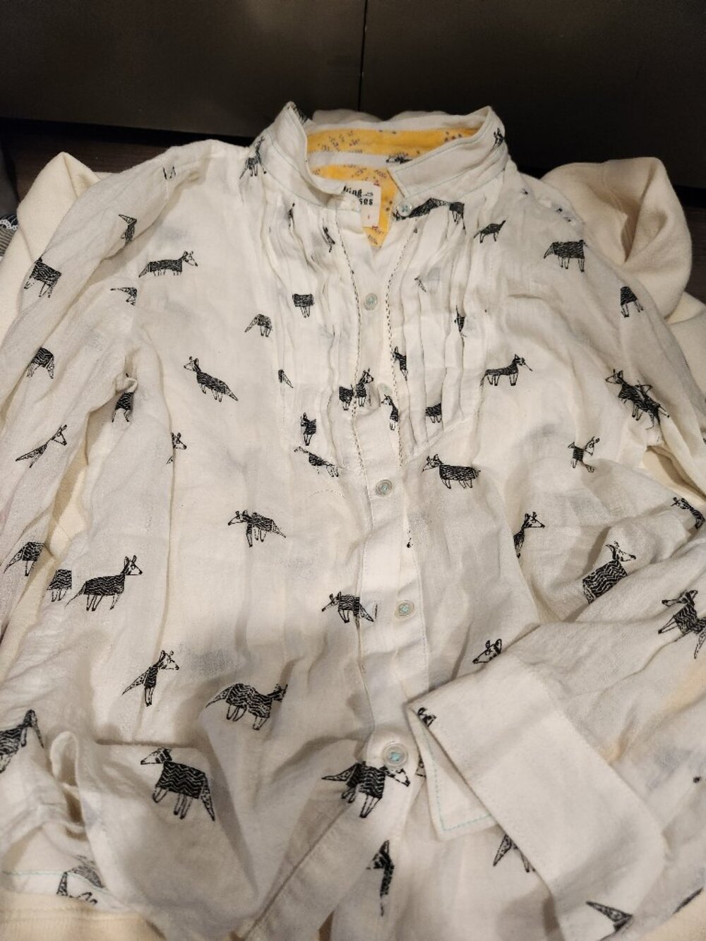 ANTHROPOLOGIE HOLDING HORSES White Graphic Print Button Down Shirt